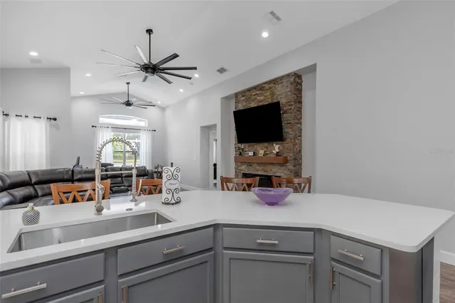 $620,000 | 18836 Maisons Drive, Lutz, FL 33558