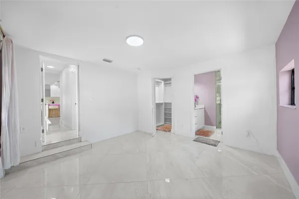 $5,750 | 1100 Buchanan Street, Hollywood, FL 33019