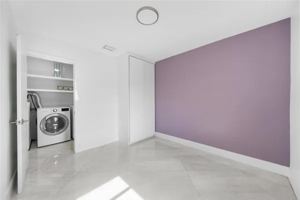 $5,750 | 1100 Buchanan Street, Hollywood, FL 33019