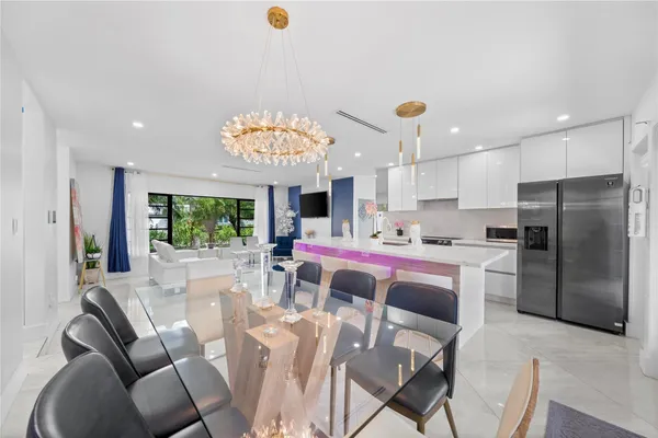 $5,750 | 1100 Buchanan Street, Hollywood, FL 33019