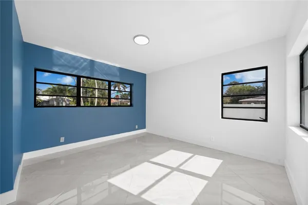 $5,750 | 1100 Buchanan Street, Hollywood, FL 33019