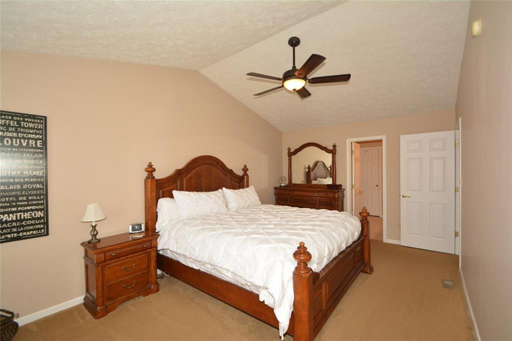 5401 Rippling Brook Way Carmel, IN 46033 - Photo 11 of 24 Gallery Image 11