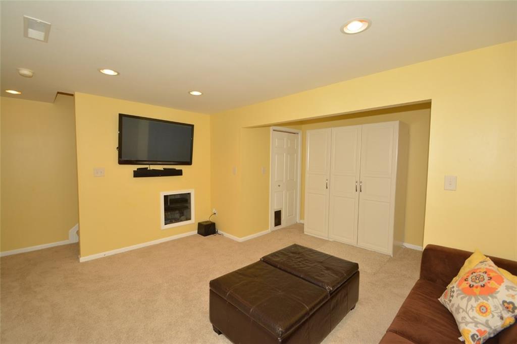5401 Rippling Brook Way Carmel, IN 46033 - Photo 19 of 24 Gallery Image 19