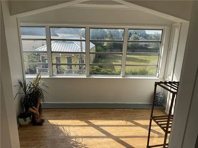 $1,950 | 1215 Valmont Street, New Orleans, LA 70115