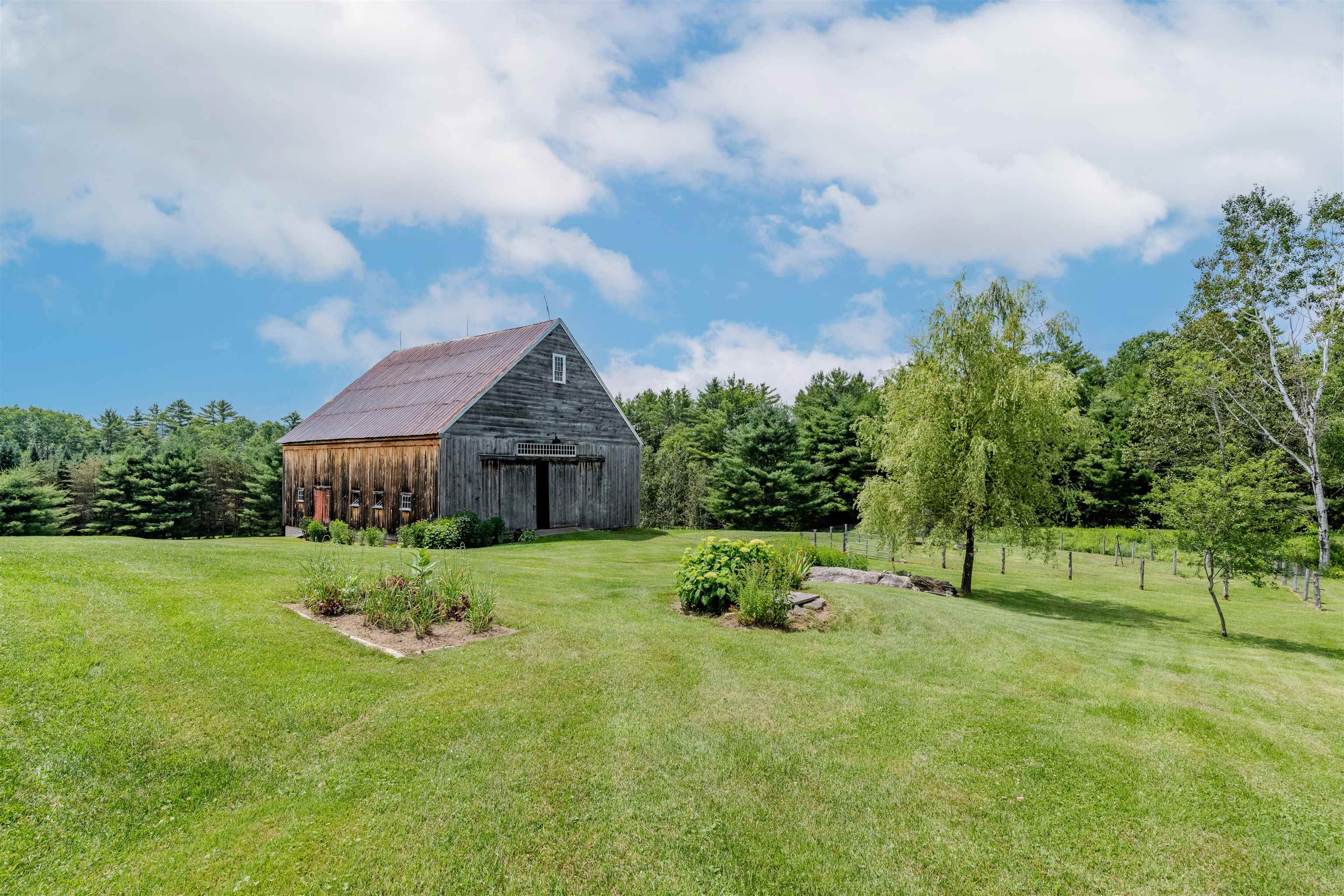 87 Porter Road Bath, NH 03740 - Photo 7 of 60