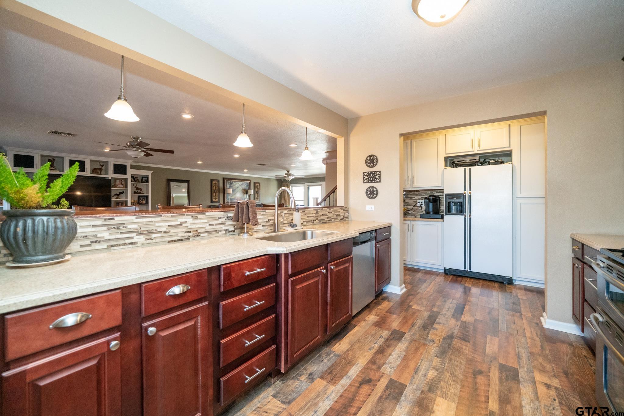 4538 West Loop 281 Longview, TX 75604 - Photo 18 of 45