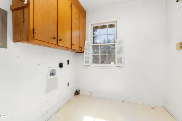 $329,900 | 2008 Brookrun Road, Henderson, NC 27536