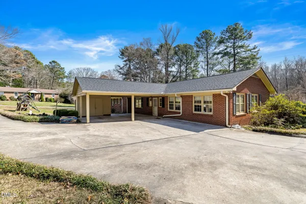 $329,900 | 2008 Brookrun Road, Henderson, NC 27536