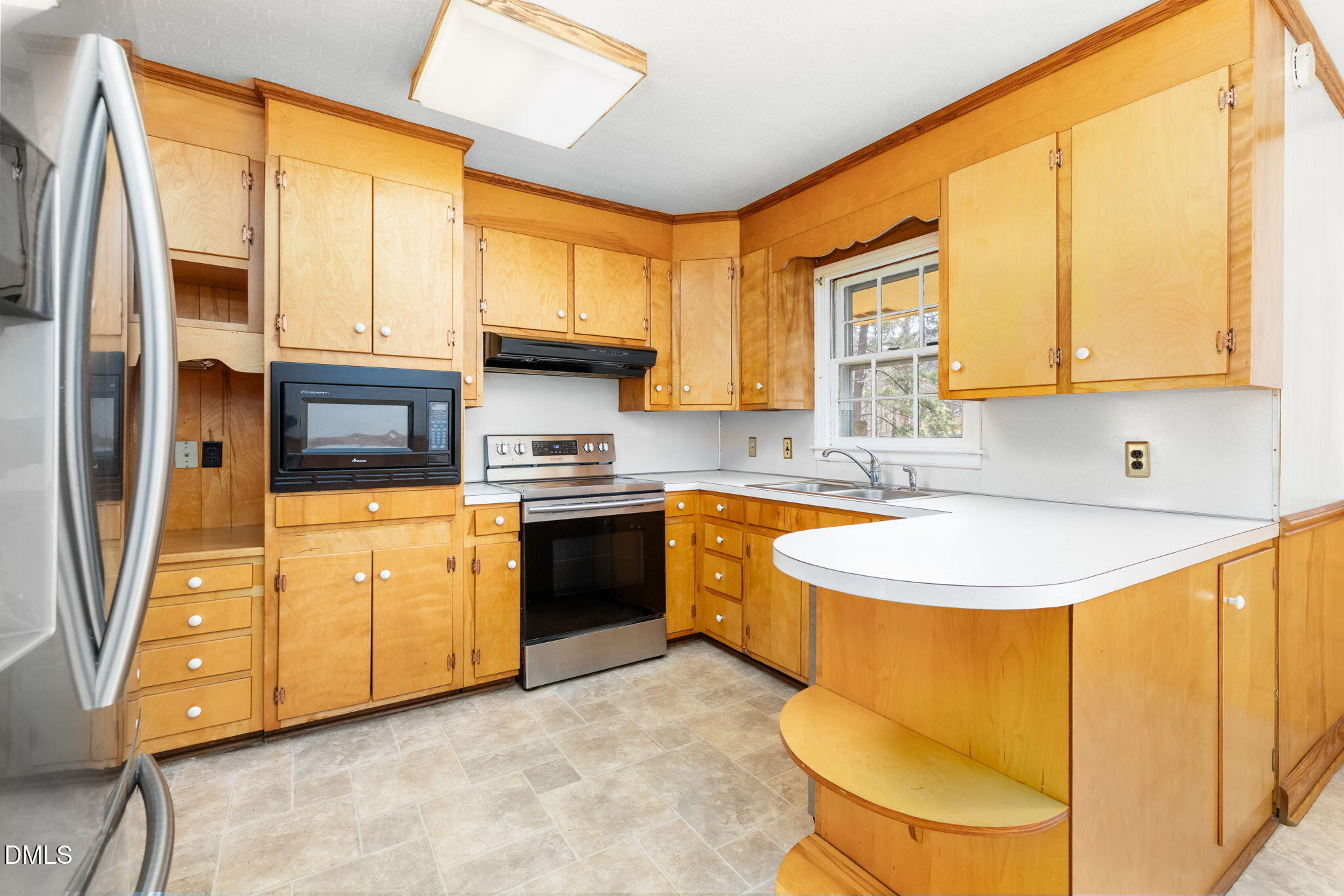 2008 Brookrun Road Henderson, NC 27536 - Photo 5 of 45 12-web-or-mls-2008-Brookrun-Rd-12