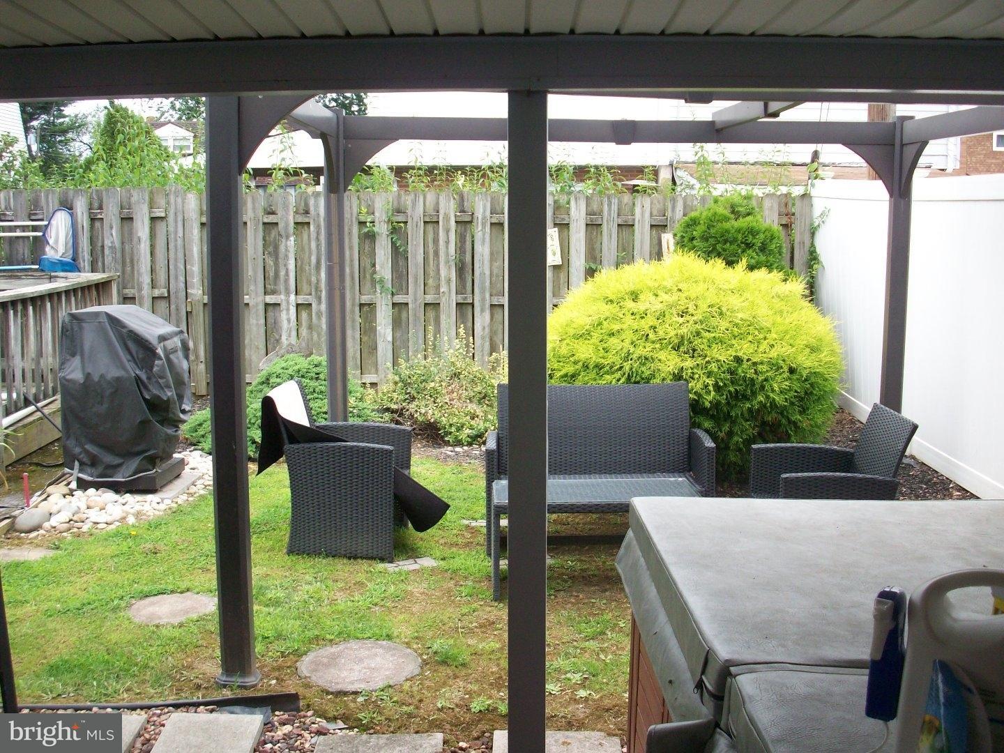 1026 Tomlinson Road Philadelphia, PA 19116 - Photo 14 of 18 Gallery Image 14