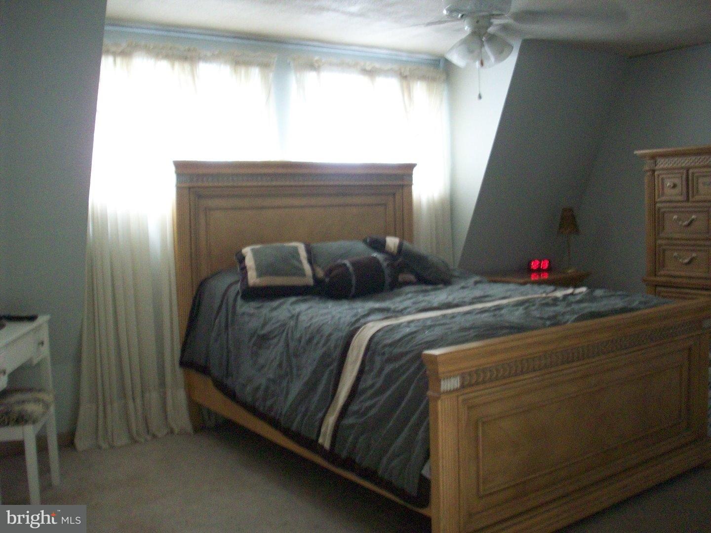 1026 Tomlinson Road Philadelphia, PA 19116 - Photo 10 of 18 Gallery Image 10