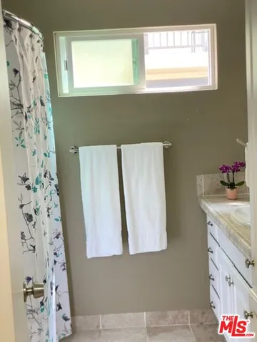 $869,000 | 23901 Civic Center Way, Unit 127, Malibu, CA 90265