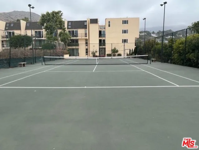 $869,000 | 23901 Civic Center Way, Unit 127, Malibu, CA 90265