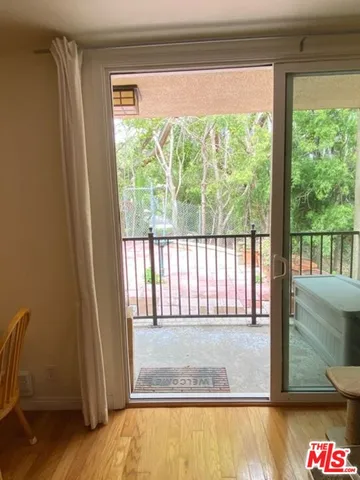 $869,000 | 23901 Civic Center Way, Unit 127, Malibu, CA 90265