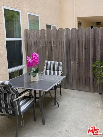 $869,000 | 23901 Civic Center Way, Unit 127, Malibu, CA 90265