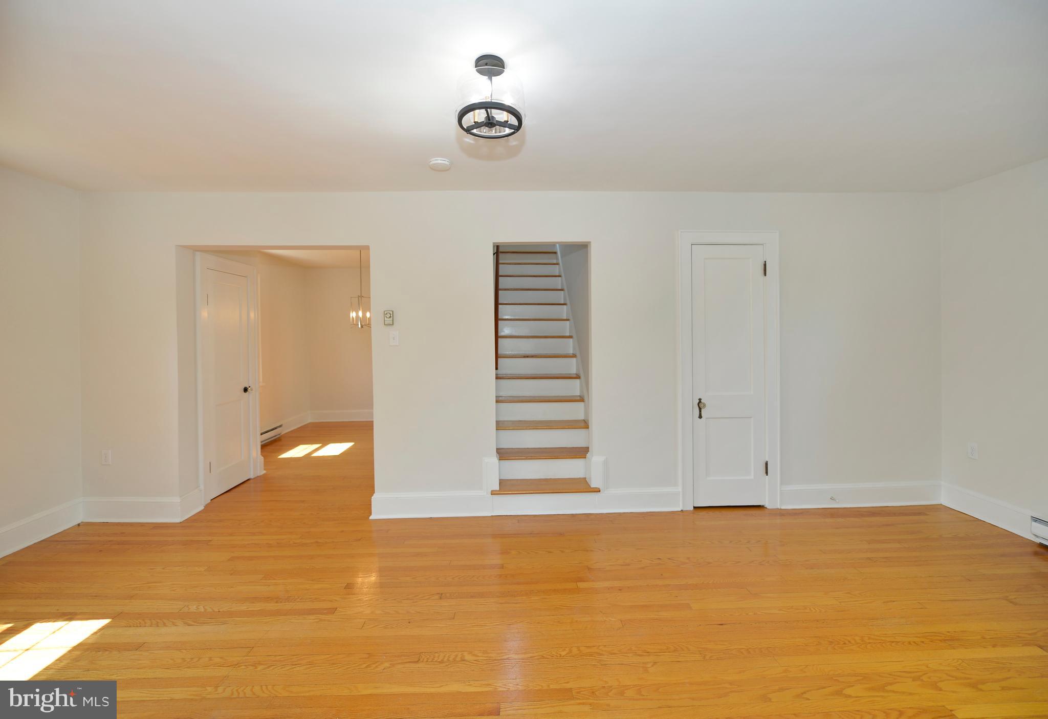 31 West Whitlock Avenue Winchester, VA 22601 - Photo 14 of 37 a view of an empty room