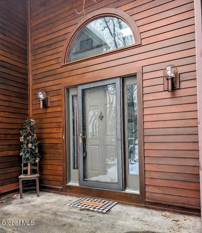 $739,000 | 48 Birch Road, Queensbury, NY 12845