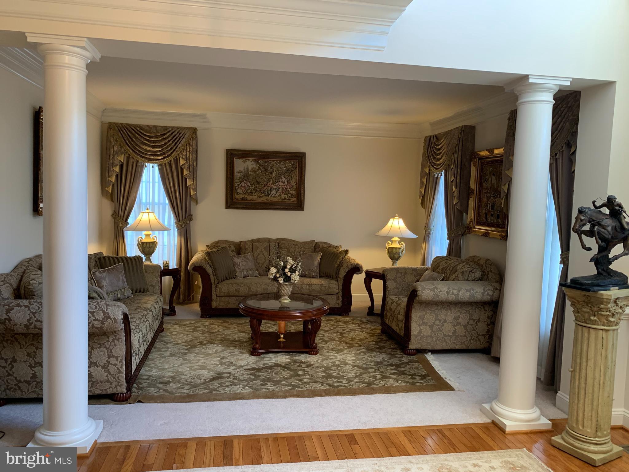 3927 Chantilly Road Chantilly, VA 20151 - Photo 8 of 98 Gallery Image 8