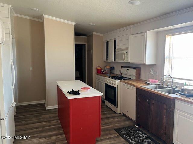 5225 Fort Grant Road Willcox, AZ 85643 - Photo 5 of 6 Kitchen-3