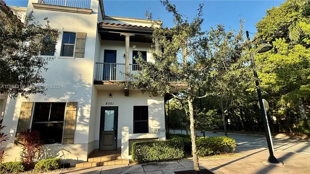 $5,500 | 8351 Northwest 51st Terrace, Unit 8351, Doral, FL 33166