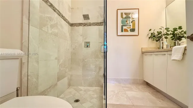 $5,500 | 8351 Northwest 51st Terrace, Unit 8351, Doral, FL 33166