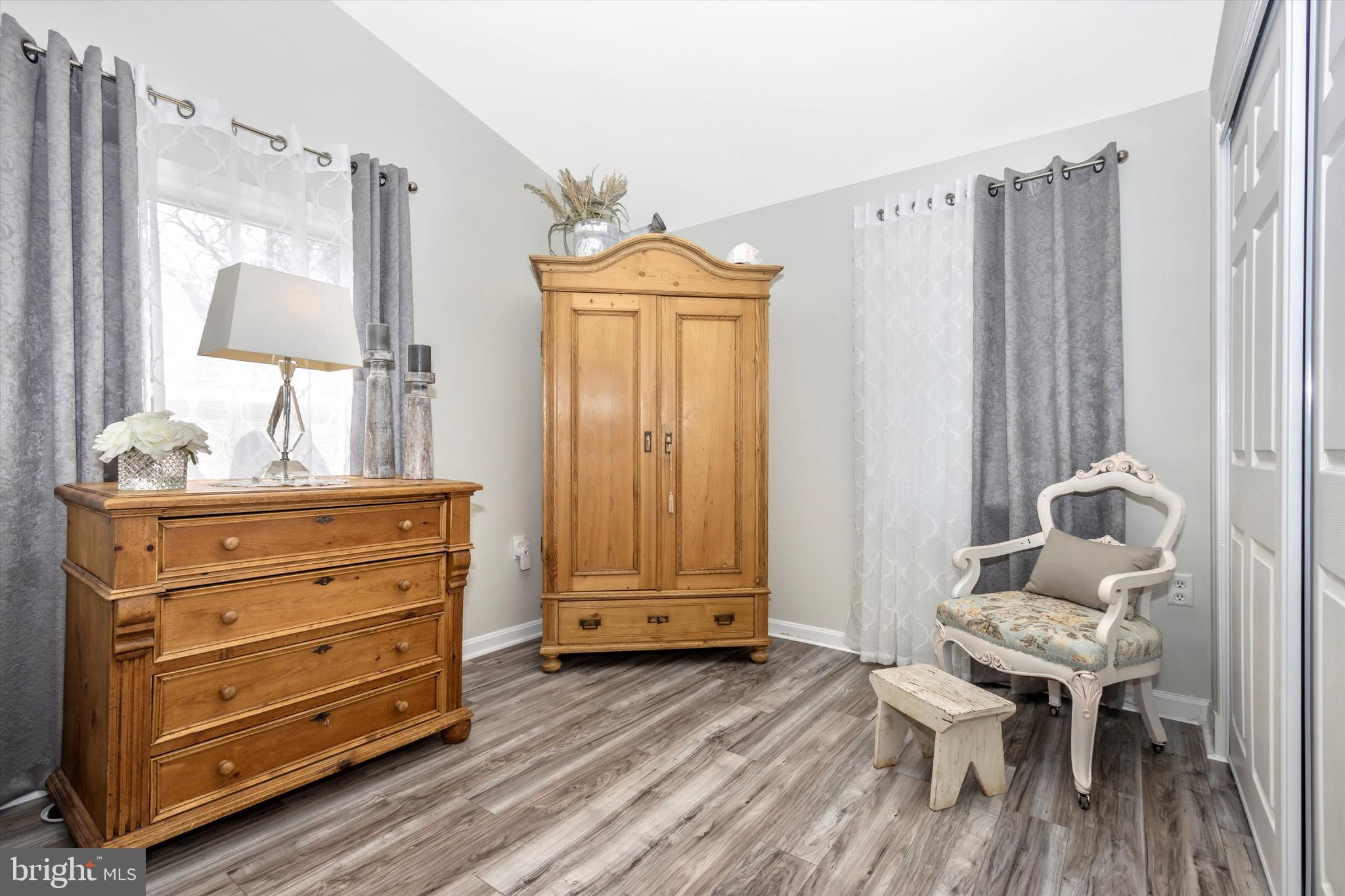 12223 Warner Road Keymar, MD 21757 - Photo 26 of 52 With room for sitting area!