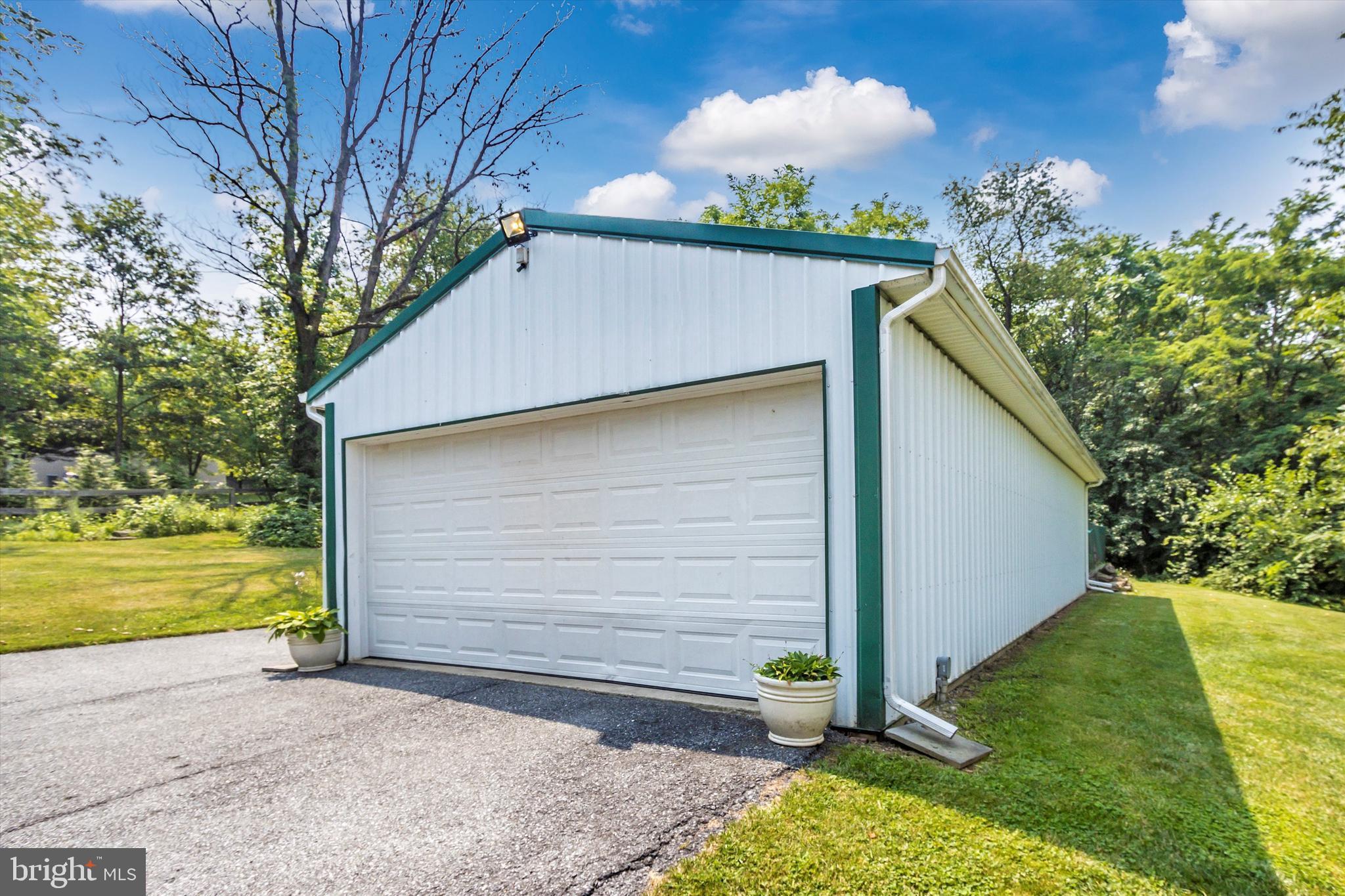12223 Warner Road Keymar, MD 21757 - Photo 39 of 52 Detached garage.