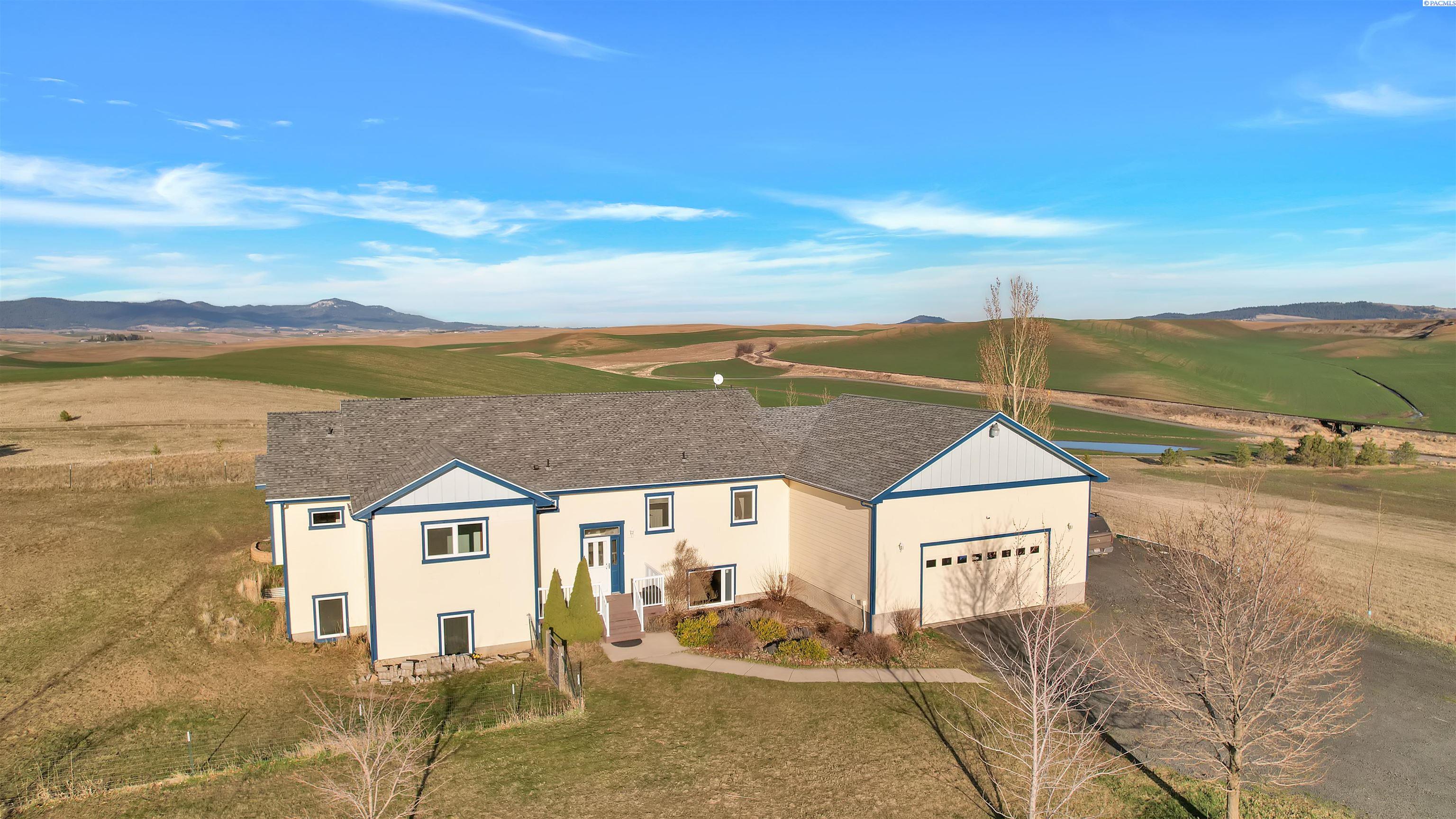 1091 Sunshine Road Pullman, WA 99163 - Photo 1 of 50 Gallery Image 1