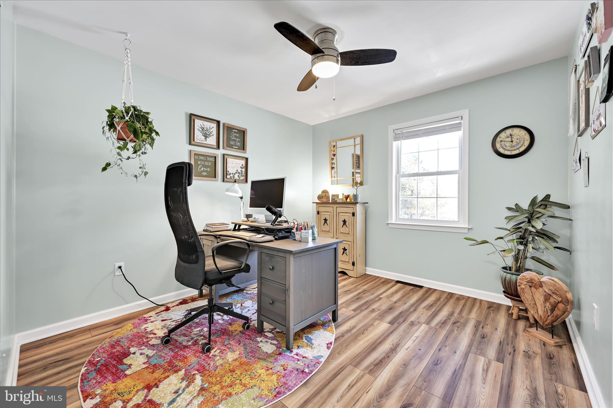 245 Dove Road Fredericksburg, PA 17026 - Photo 22 of 43 Office Room