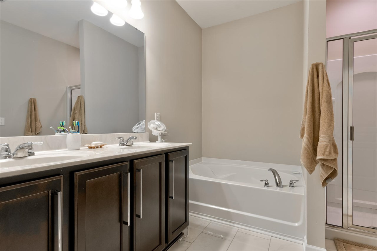 736 Birch Arbor Circle Raleigh, NC 27604 - Photo 21 of 29 Master Bath