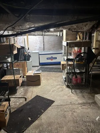 $699,900 | 1800 South Jefferson Street, Chicago, IL 60616