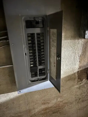 $699,900 | 1800 South Jefferson Street, Chicago, IL 60616