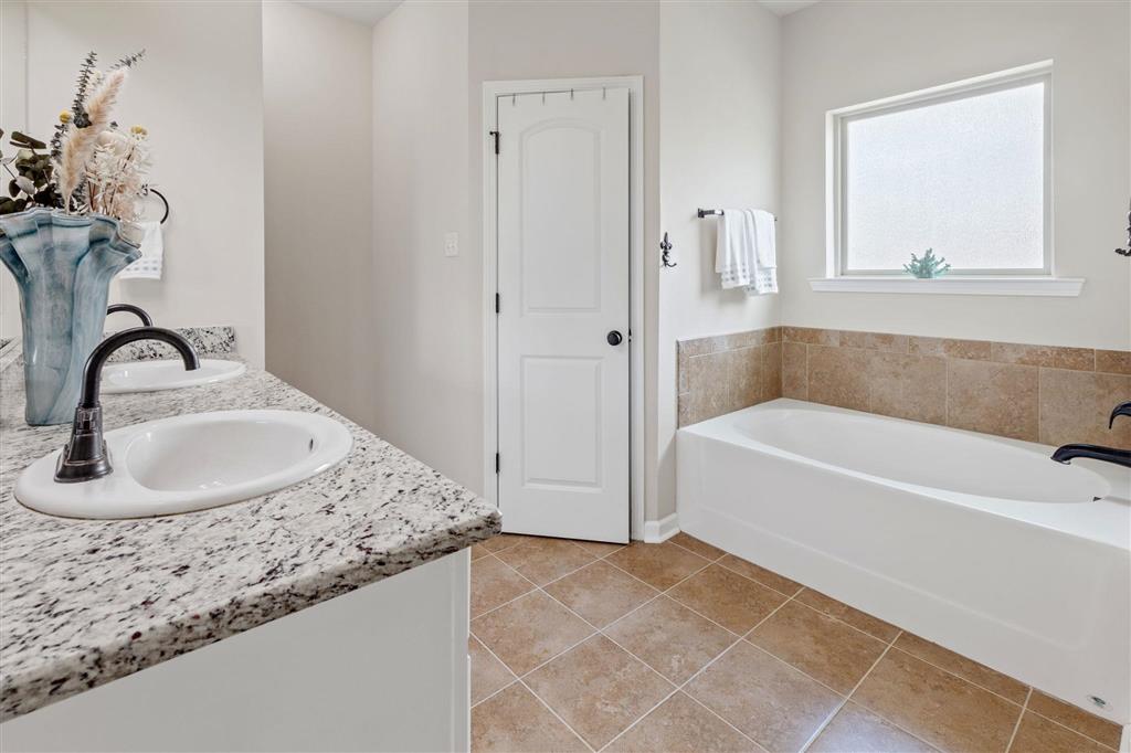 1927 Smith Road Lake Charles, LA 70607 - Photo 10 of 15 Gallery Image 10