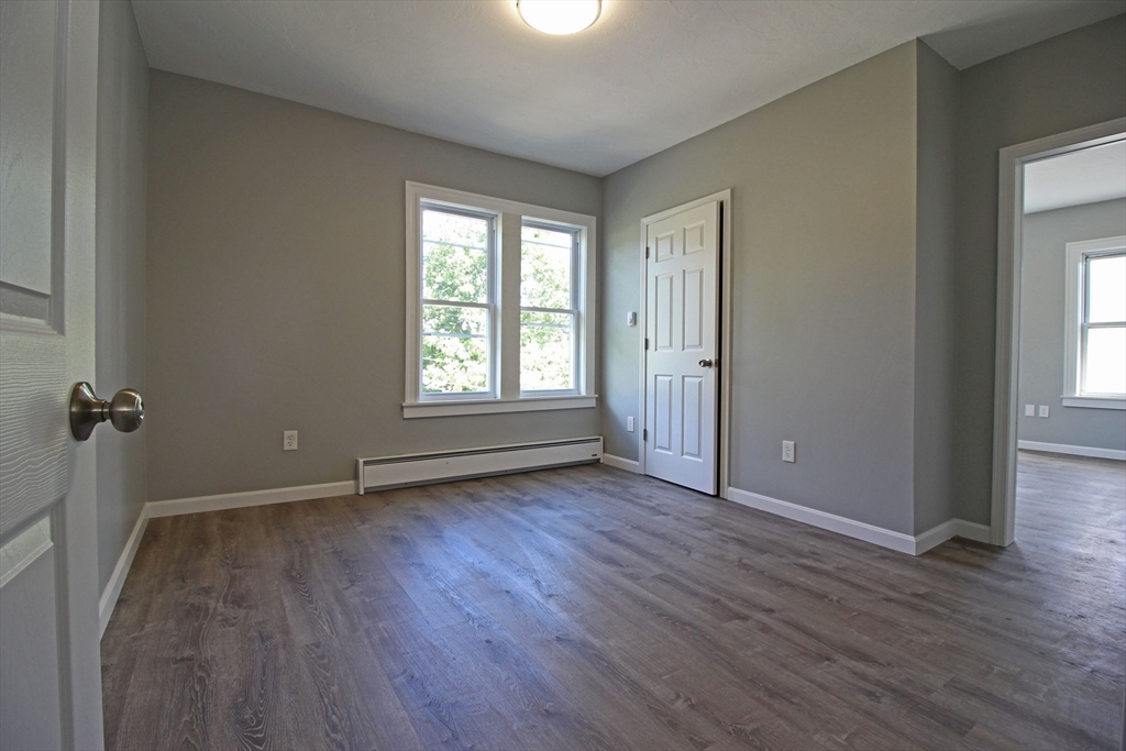 125 Grove Street Clinton, MA 01510 - Photo 12 of 37