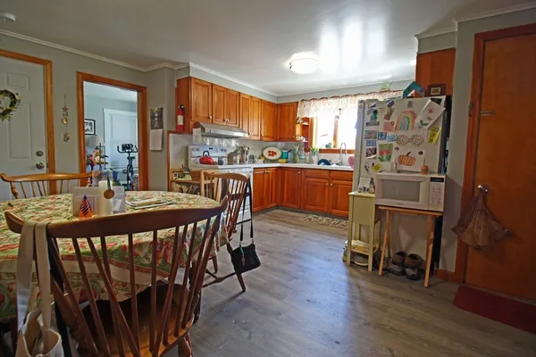 $990,000 | 125 Grove Street, Clinton, MA 01510