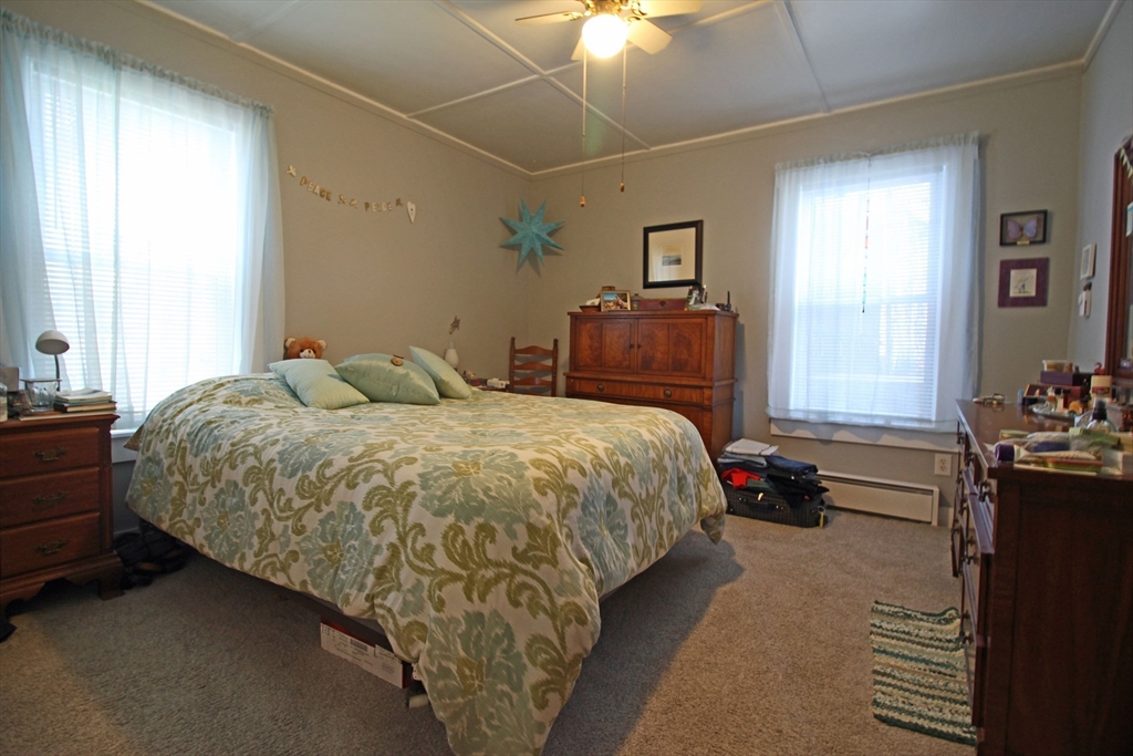 125 Grove Street Clinton, MA 01510 - Photo 18 of 37