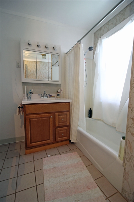 125 Grove Street Clinton, MA 01510 - Photo 20 of 37