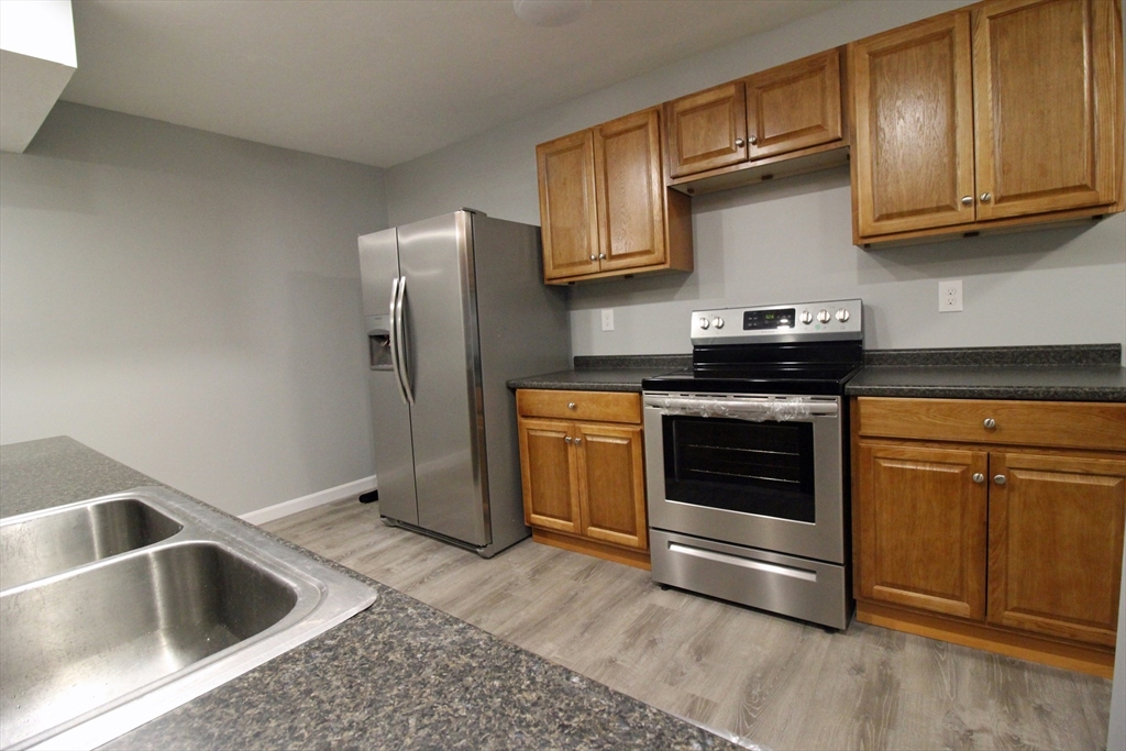 125 Grove Street Clinton, MA 01510 - Photo 22 of 37