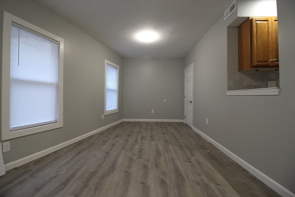 125 Grove Street Clinton, MA 01510 - Photo 24 of 37