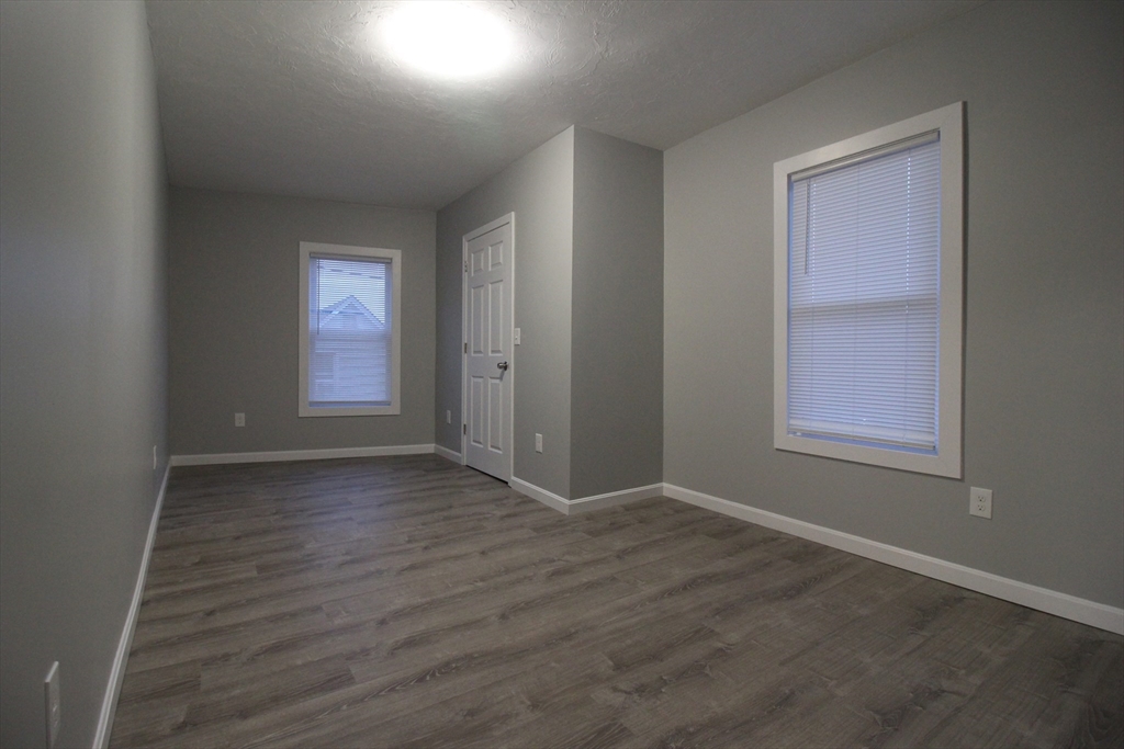 125 Grove Street Clinton, MA 01510 - Photo 27 of 37