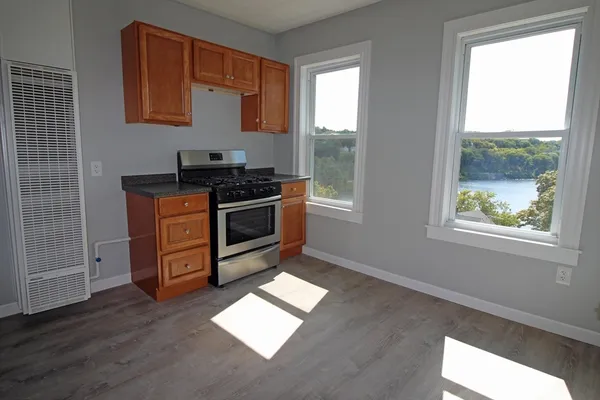 $990,000 | 125 Grove Street, Clinton, MA 01510