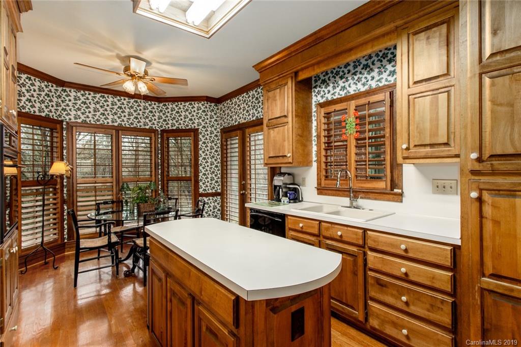 4611 Curraghmore Road Charlotte, NC 28210 - Photo 22 of 36 Gallery Image 22