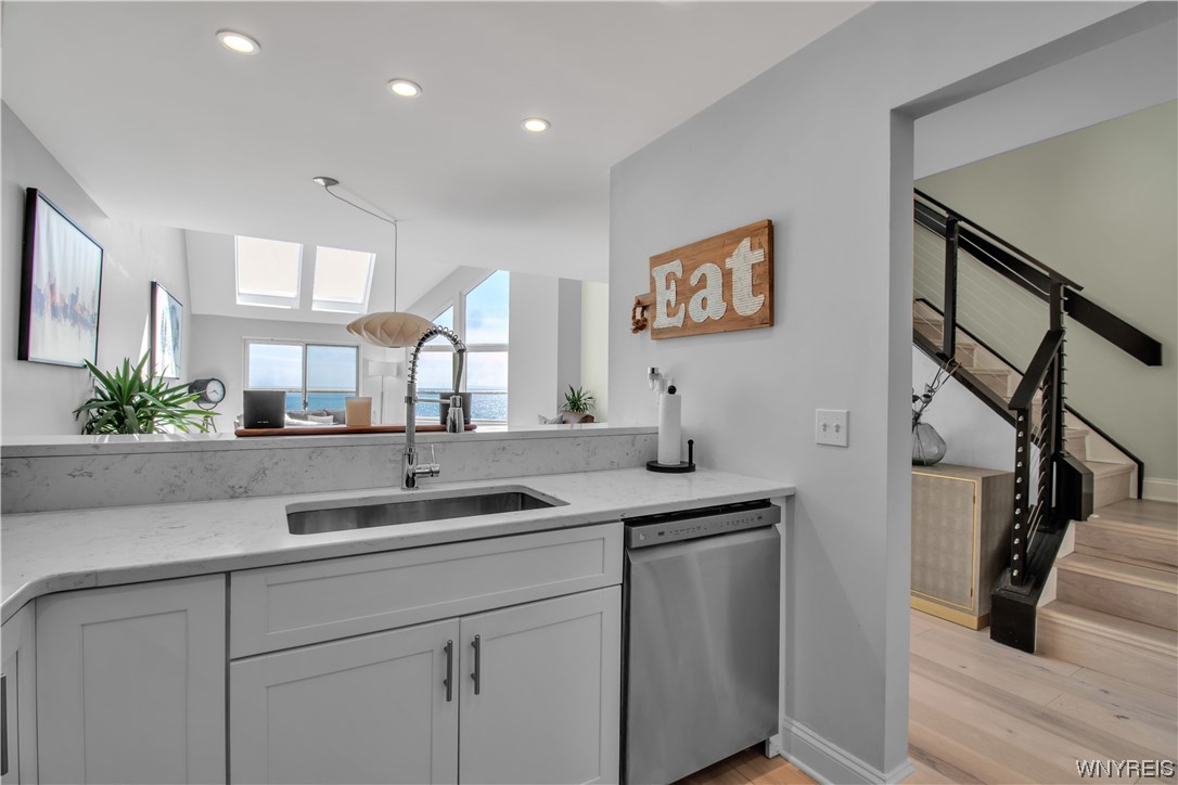 34 Harbour Pointe Common Buffalo, NY 14202 - Photo 16 of 45