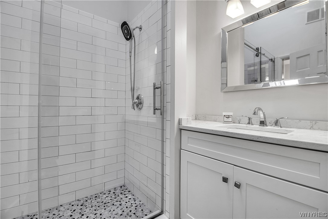 34 Harbour Pointe Common Buffalo, NY 14202 - Photo 23 of 45