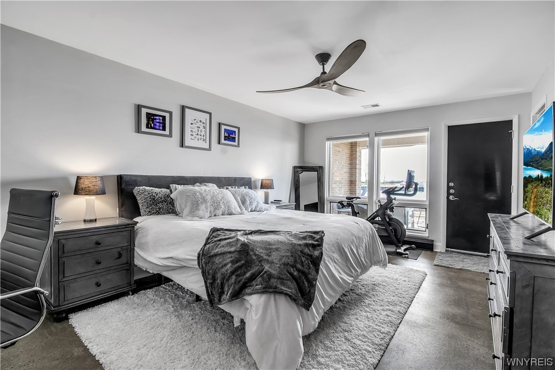 34 Harbour Pointe Common Buffalo, NY 14202 - Photo 27 of 45