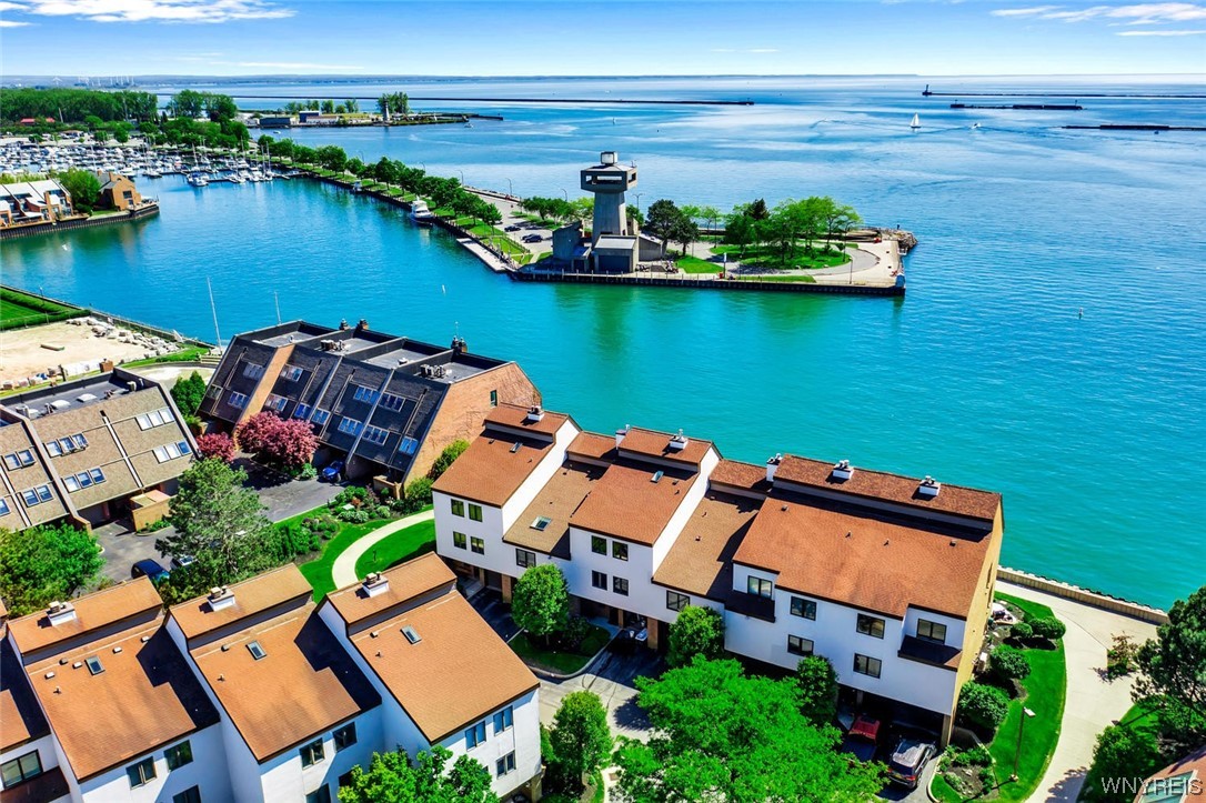 34 Harbour Pointe Common Buffalo, NY 14202 - Photo 43 of 45