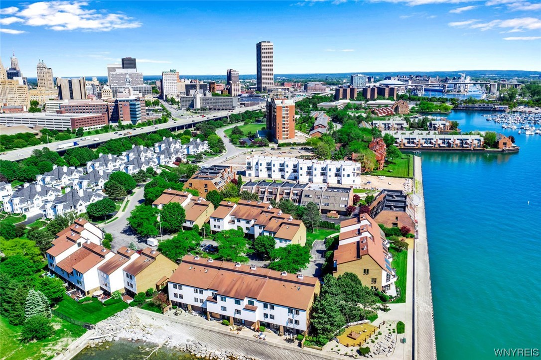 34 Harbour Pointe Common Buffalo, NY 14202 - Photo 44 of 45