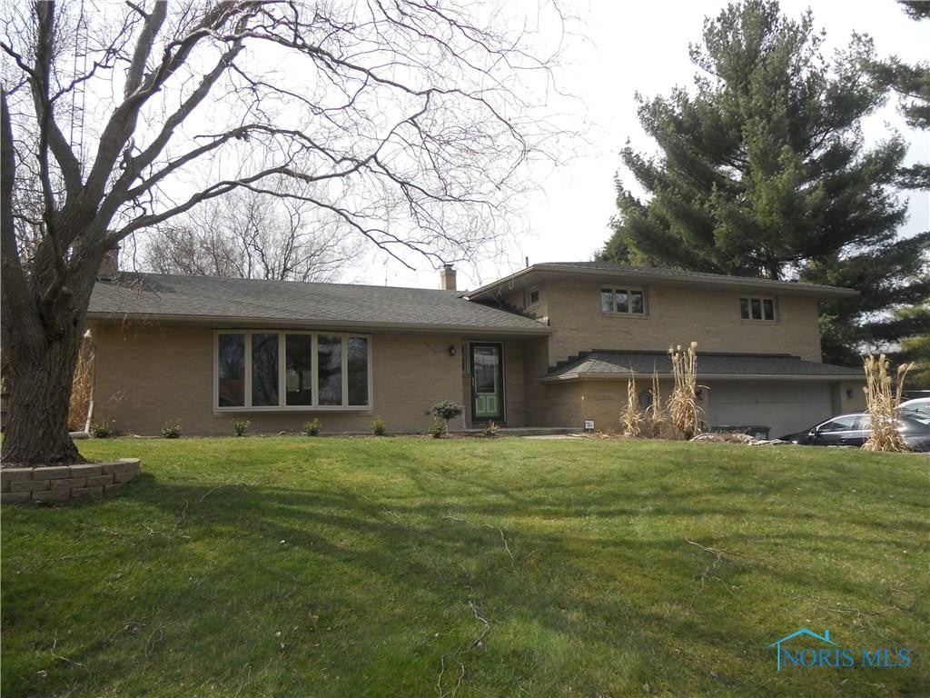 2035 Sandringham Drive Toledo, OH 43615 - Photo 1 of 26 Gallery Image 1