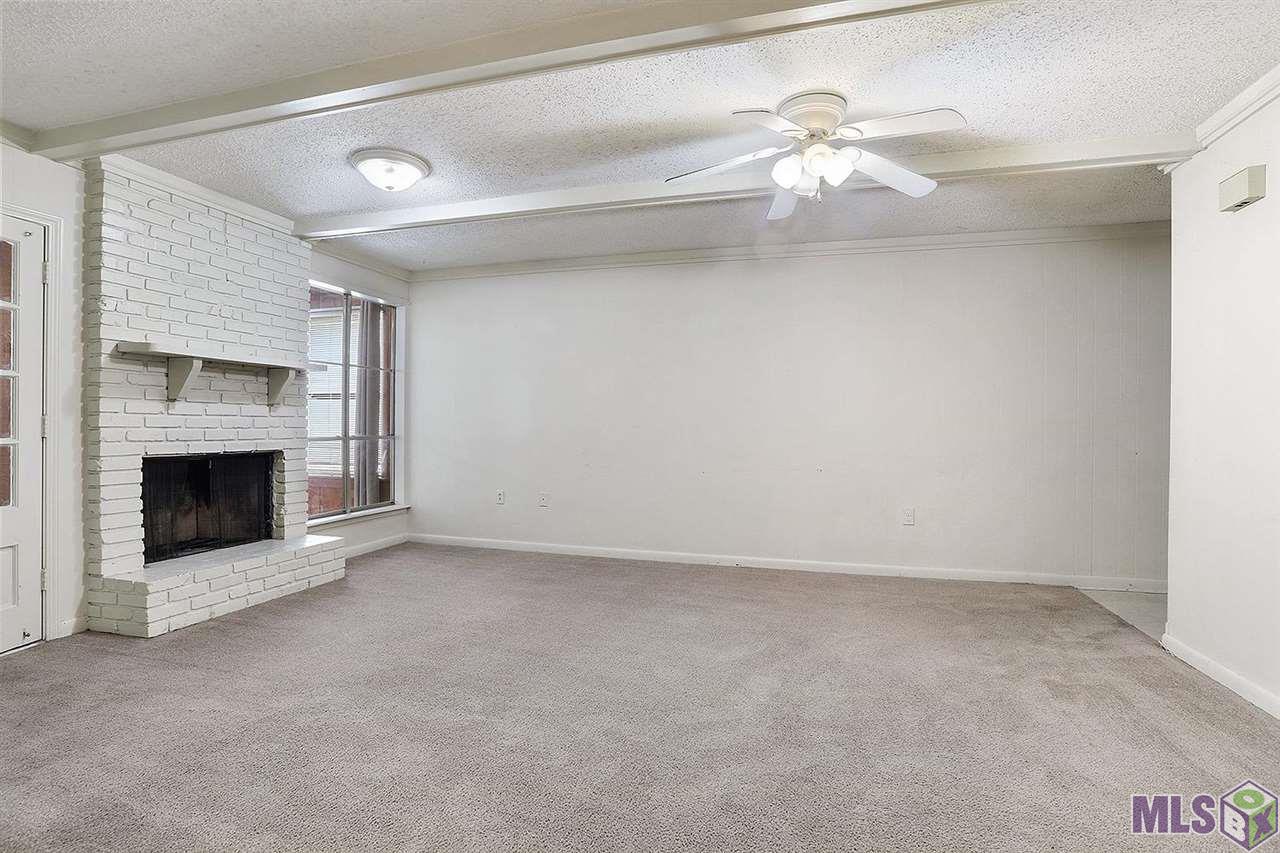 1889 Stonegate Court Baton Rouge, LA 70815 - Photo 3 of 10