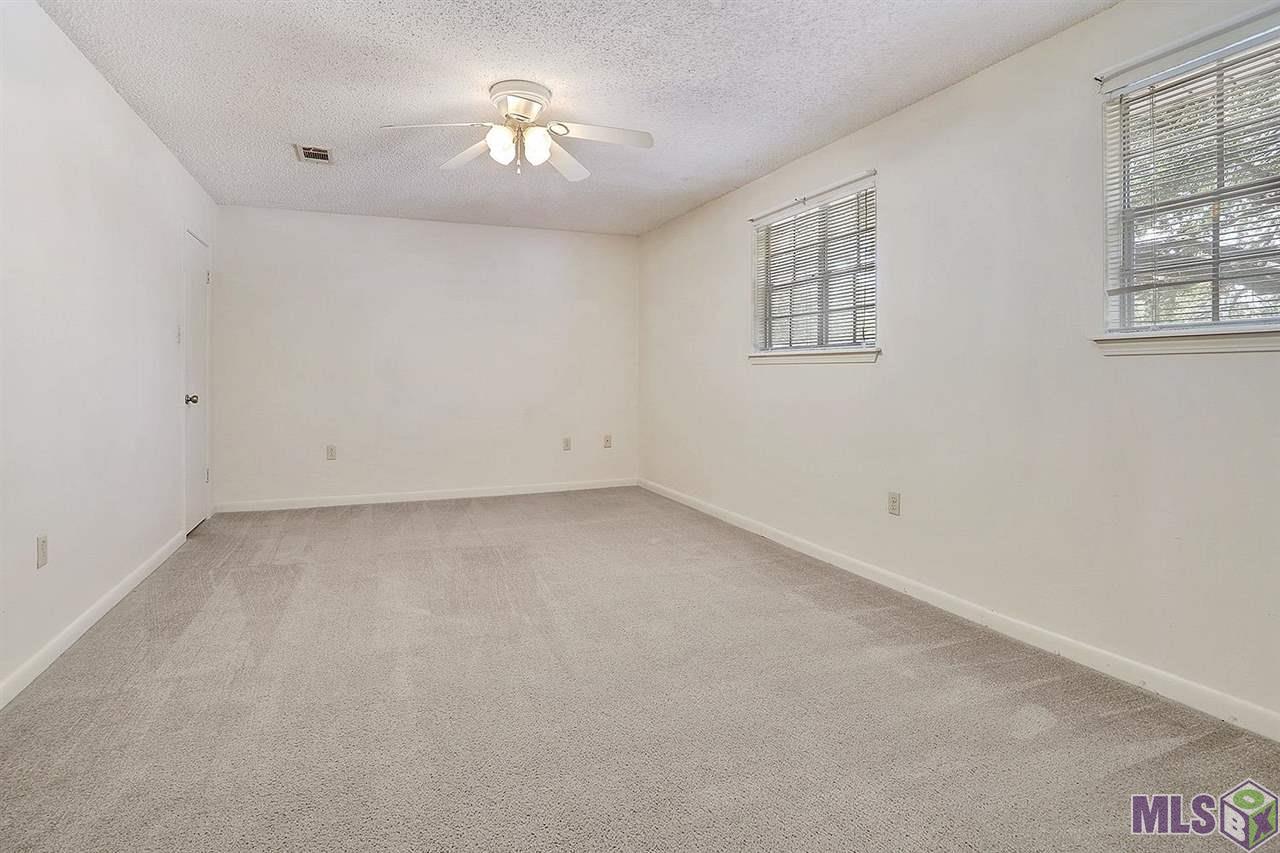 1889 Stonegate Court Baton Rouge, LA 70815 - Photo 6 of 10